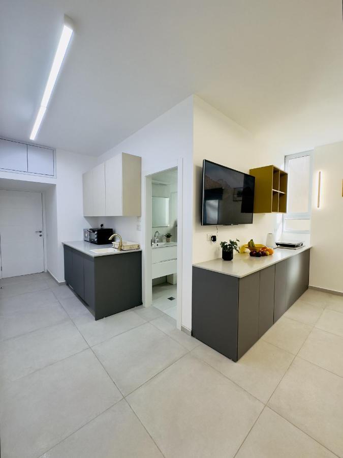 Amazing 2Rooms Apt In Bat Yam - Step By The Beach Exteriér fotografie